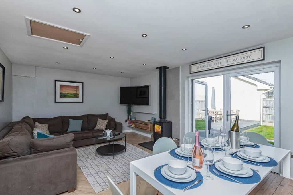 Family-Friendly Retreat Between Beach & Mountains Tremadog Екстериор снимка