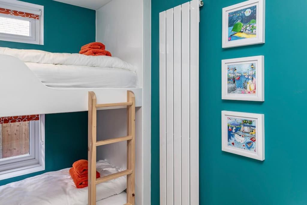 Family-Friendly Retreat Between Beach & Mountains Tremadog Екстериор снимка