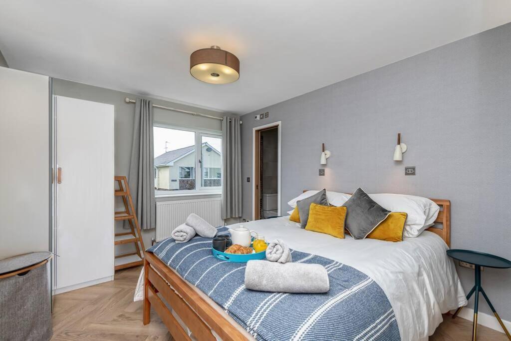 Family-Friendly Retreat Between Beach & Mountains Tremadog Екстериор снимка